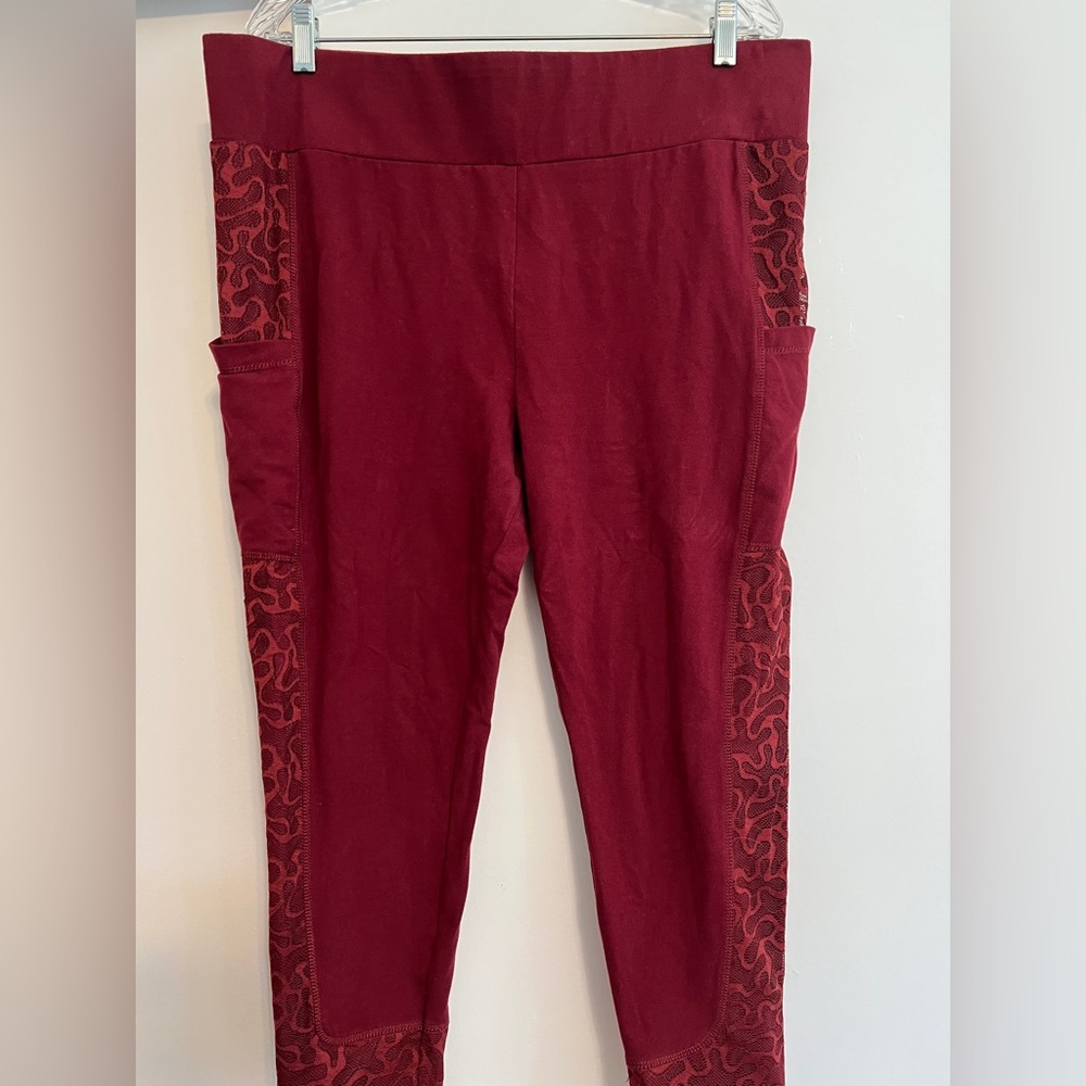 LOGO Layers by Lori Goldstein Petite Lace Trim Leggings with Pockets